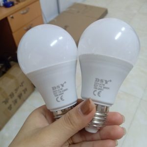 Đèn Led Bulb Ánh Sáng Trắng - Vàng Dsya70-15w 46
