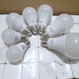 Đèn Led Bulb Ánh Sáng Trắng - Vàng Dsya70-15w 37