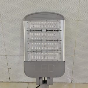 Đèn Đường Điện Gy-100w Cảm Biến Sáng Tối Dsygy-100w-220v